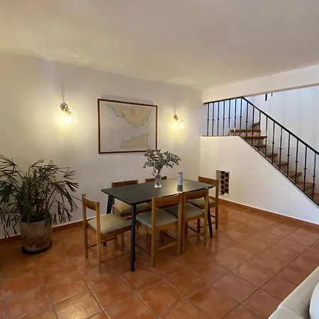 Pueblo 2brd Townhouse * Фуэнхирола