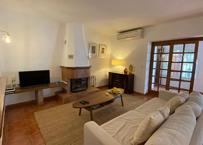 Pueblo 2brd Townhouse